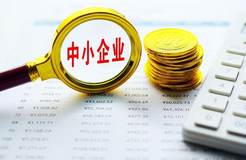 政府机构宣传画册设计的庄重感与亲民化表达